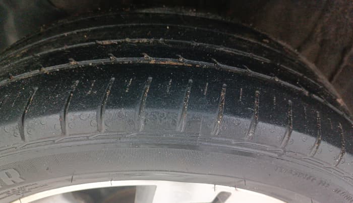 2017 Hyundai i20 Active 1.2 SX, Petrol, Manual, 67,856 km, Left Front Tyre Tread