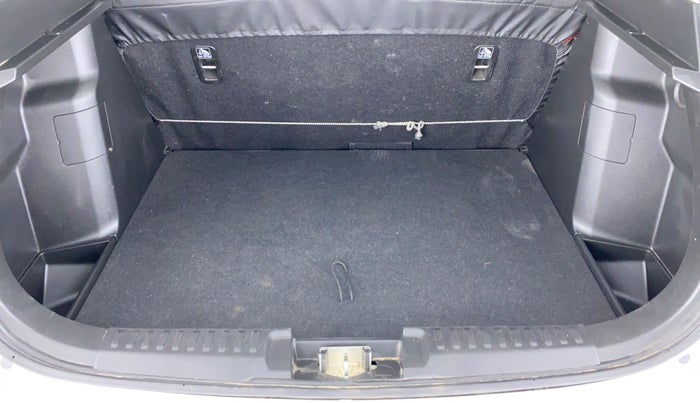2021 Toyota URBAN CRUISER MID MT, Petrol, Manual, 12,419 km, Boot Inside