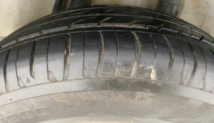 2012 Honda City 1.5L I-VTEC V MT, Petrol, Manual, 58,182 km, Left Rear Tyre Tread