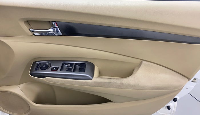 2012 Honda City 1.5L I-VTEC V MT, Petrol, Manual, 58,182 km, Driver Side Door Panels Control