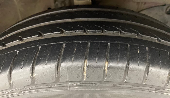 2009 Honda City S MT PETROL, Petrol, Manual, 66,251 km, Right Front Tyre Tread