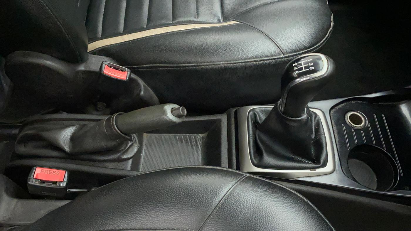 2015 Tata Bolt XE REVOTRON, CNG, Manual, 52,552 km, Gear Lever