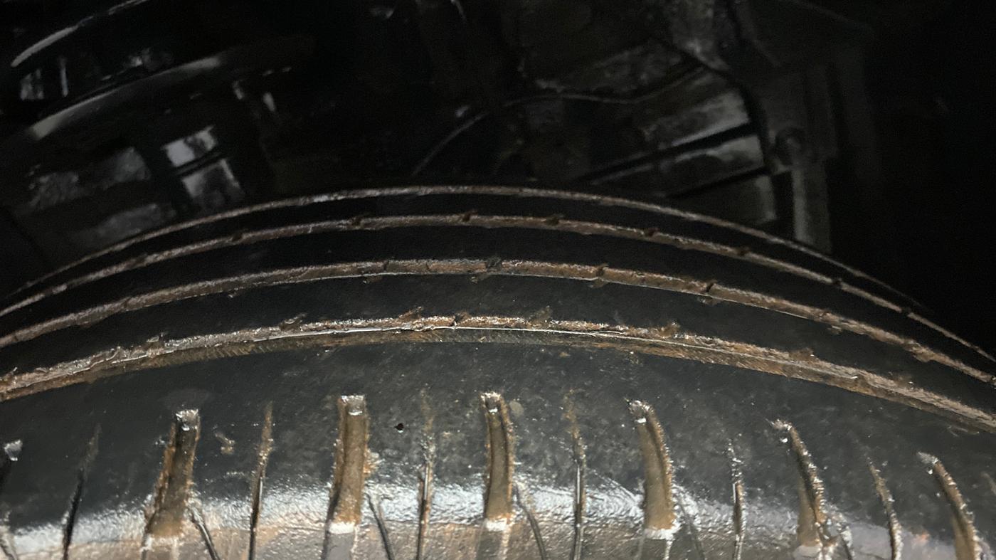 2020 Maruti Vitara Brezza ZXI, Petrol, Manual, 46,696 km, Right Front Tyre Tread