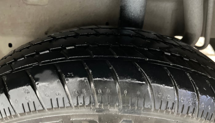 2015 Maruti Celerio VXI AMT, Petrol, Automatic, 53,449 km, Left Rear Tyre Tread