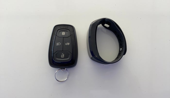 2021 Tata ALTROZ XZ PETROL, Petrol, Manual, 87,658 km, Key Close Up