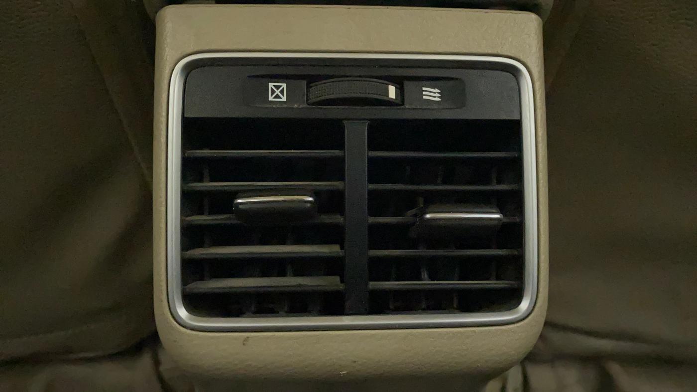 2015 Maruti Ciaz ZXI, Petrol, Manual, 86,689 km, Rear AC Vents