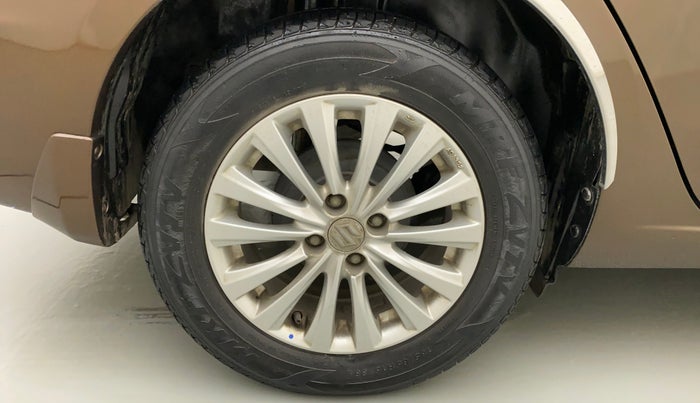 2015 Maruti Ciaz ZXI, Petrol, Manual, 86,689 km, Right Rear Wheel