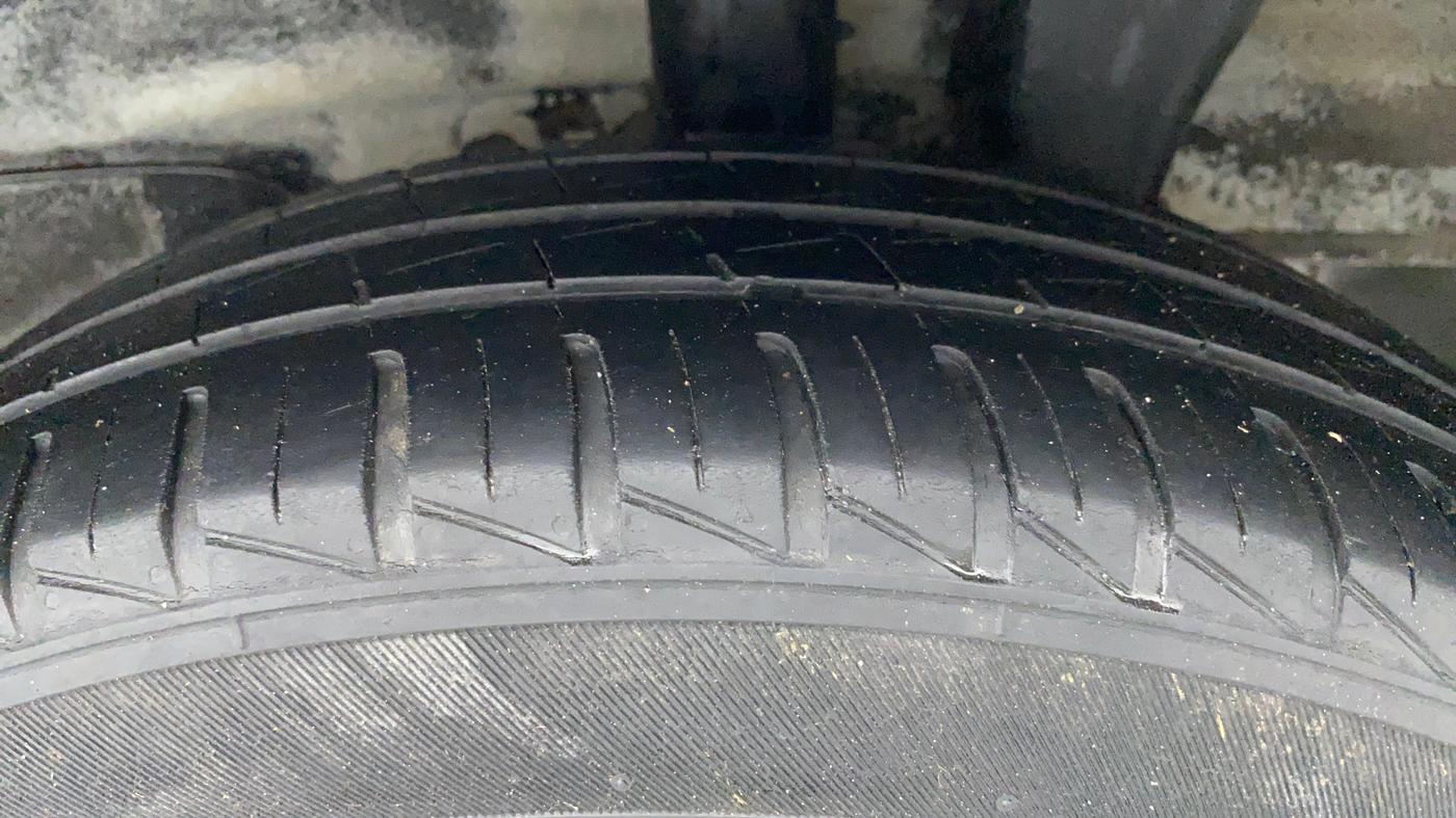 2021 Hyundai NEW SANTRO SPORTZ EXECUTIVE CNG, CNG, Manual, 46,228 km, Left Rear Tyre Tread
