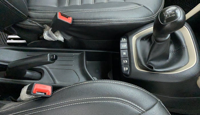 2021 Hyundai NEW SANTRO SPORTZ EXECUTIVE CNG, CNG, Manual, 46,228 km, Gear Lever
