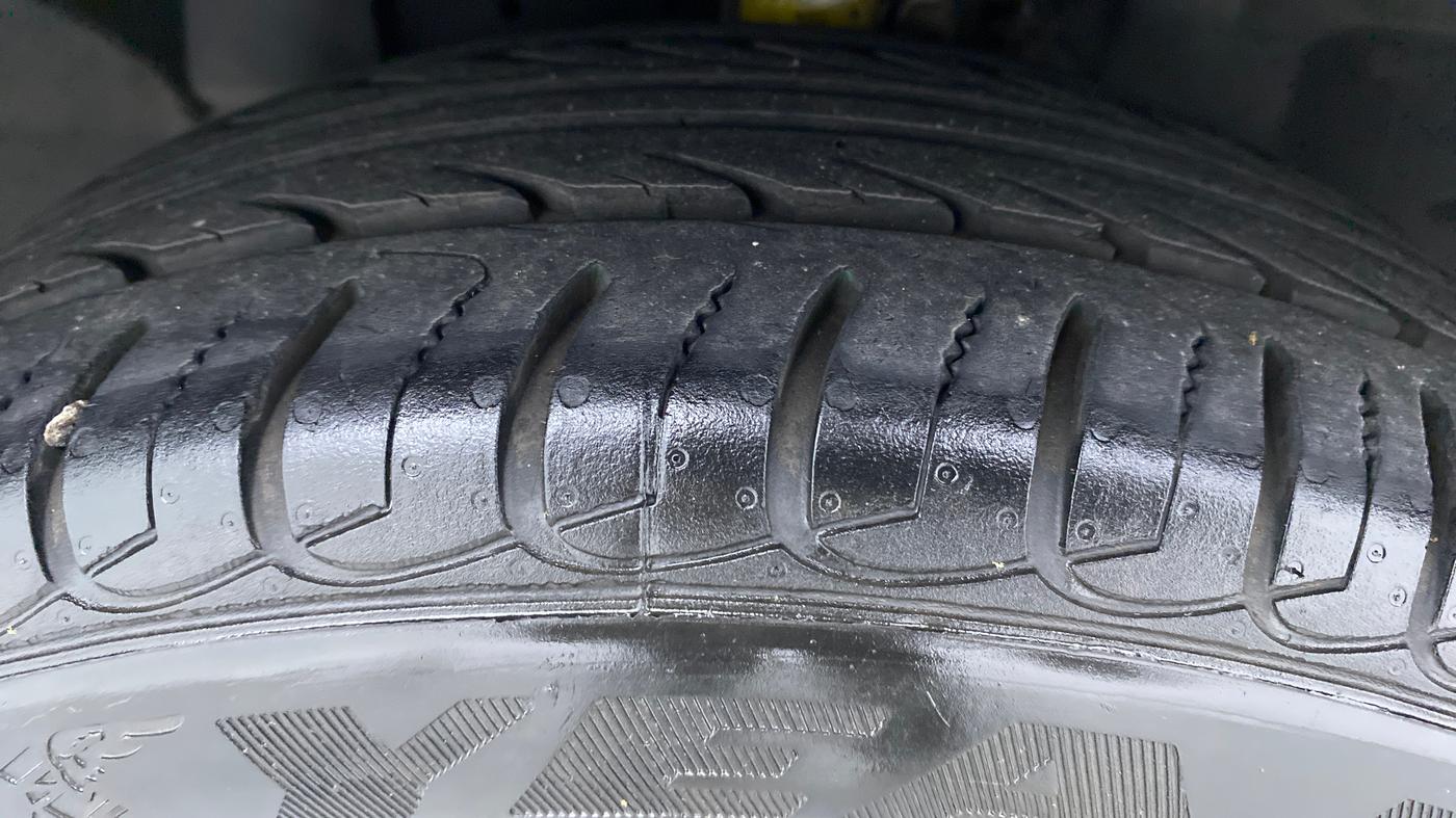 2018 Ford Ecosport 1.5 TITANIUM PLUS TI VCT AT, Petrol, Automatic, 16,201 km, Left Front Tyre Tread