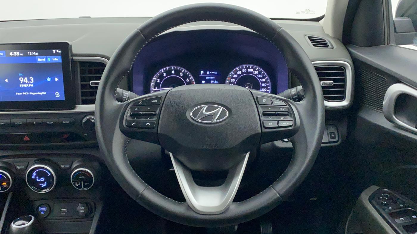 2019 Hyundai VENUE SX PLUS 1.0 TURBO DCT, Petrol, Automatic, 30,930 km, Steering Wheel Close Up