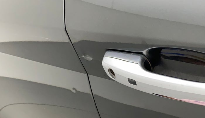 2019 Hyundai VENUE SX PLUS 1.0 TURBO DCT, Petrol, Automatic, 30,930 km, Driver-side door - Slightly dented