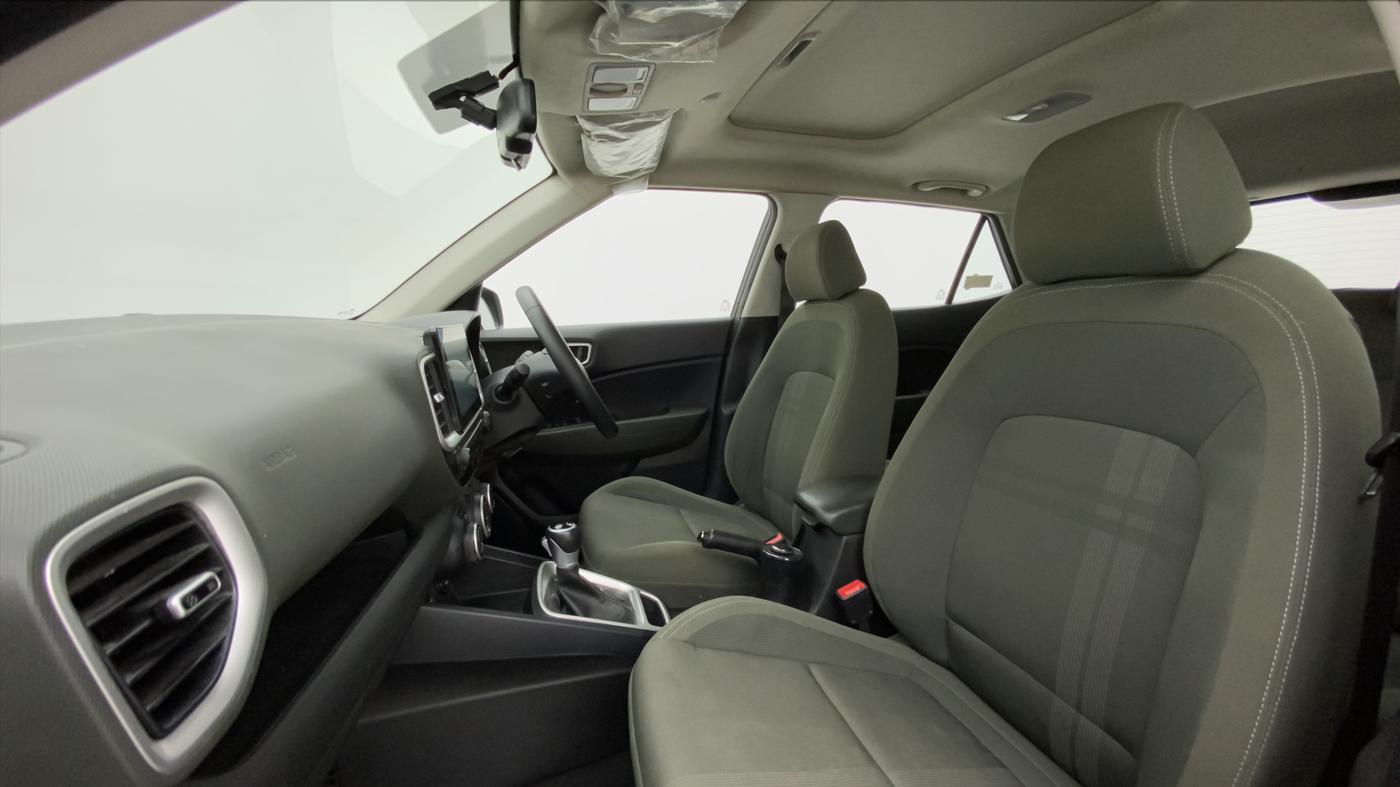 2019 Hyundai VENUE SX PLUS 1.0 TURBO DCT, Petrol, Automatic, 30,930 km, Right Side Front Door Cabin