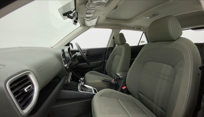 2019 Hyundai VENUE SX PLUS 1.0 TURBO DCT, Petrol, Automatic, 30,930 km, Right Side Front Door Cabin