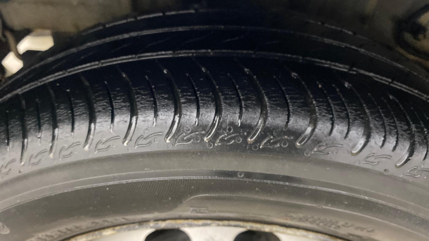 2020 Tata Tiago XE PETROL, Petrol, Manual, 1,18,233 km, Right Rear Tyre Tread