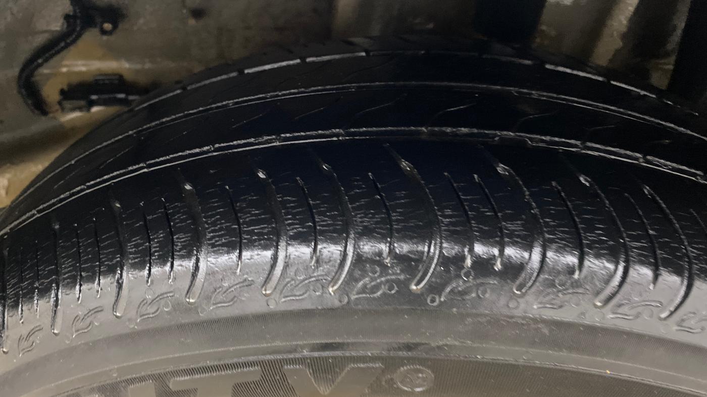 2020 Tata Tiago XE PETROL, Petrol, Manual, 1,18,233 km, Left Rear Tyre Tread