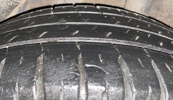 2018 Hyundai Verna 1.6 VTVT SX, Petrol, Manual, 50,549 km, Left Rear Tyre Tread