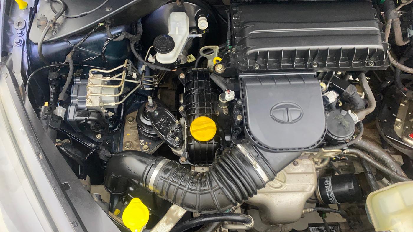 2018 Tata TIGOR XZ PLUS PETROL, Petrol, Manual, 1,00,922 km, Engine View - Left