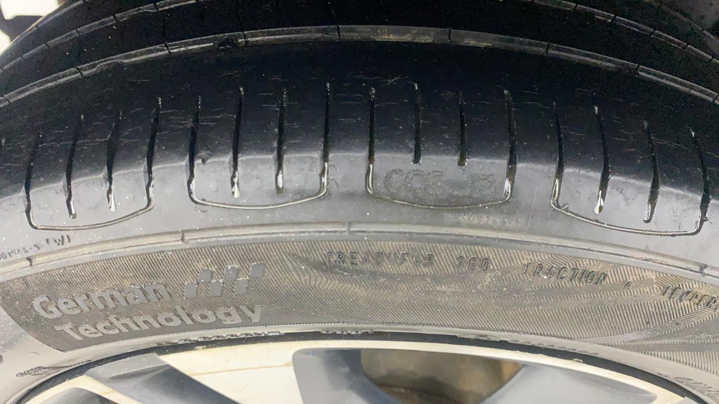 2018 Tata TIGOR XZ PLUS PETROL, Petrol, Manual, 1,00,922 km, Right Rear Tyre Tread