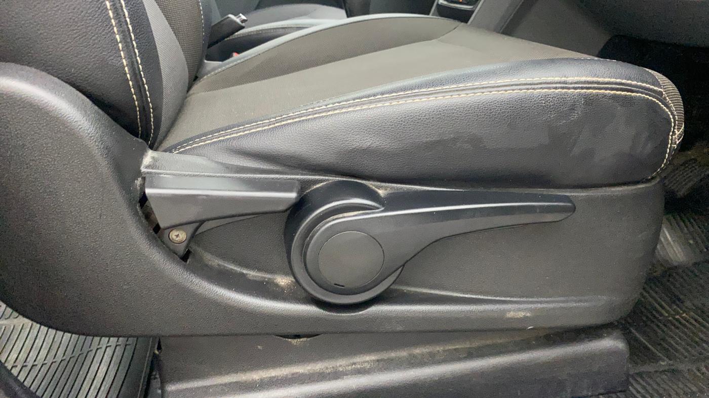 2018 Tata TIGOR XZ PLUS PETROL, Petrol, Manual, 1,00,922 km, Driver Side Adjustment Panel