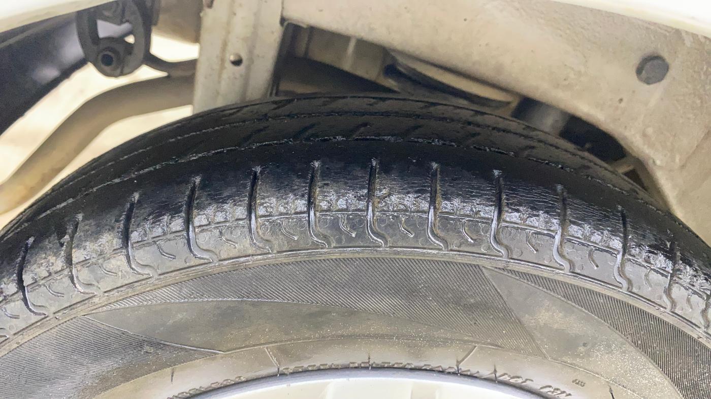 2018 Maruti Alto 800 VXI, CNG, Manual, 1,09,638 km, Right Rear Tyre Tread