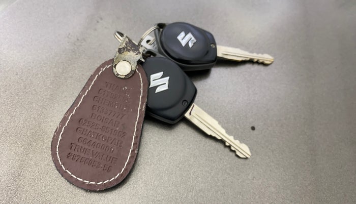 2016 Maruti Swift Dzire VXI, Petrol, Manual, 28,227 km, Key Close Up