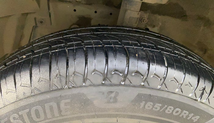 2016 Maruti Swift Dzire VXI, Petrol, Manual, 28,227 km, Left Front Tyre Tread