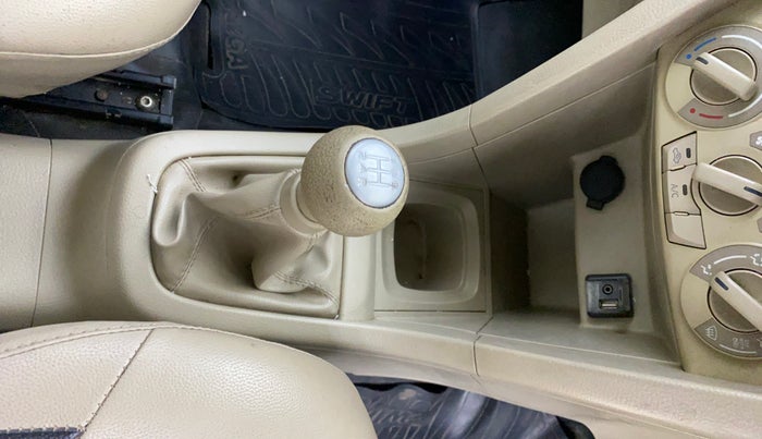 2016 Maruti Swift Dzire VXI, Petrol, Manual, 28,227 km, Gear Lever