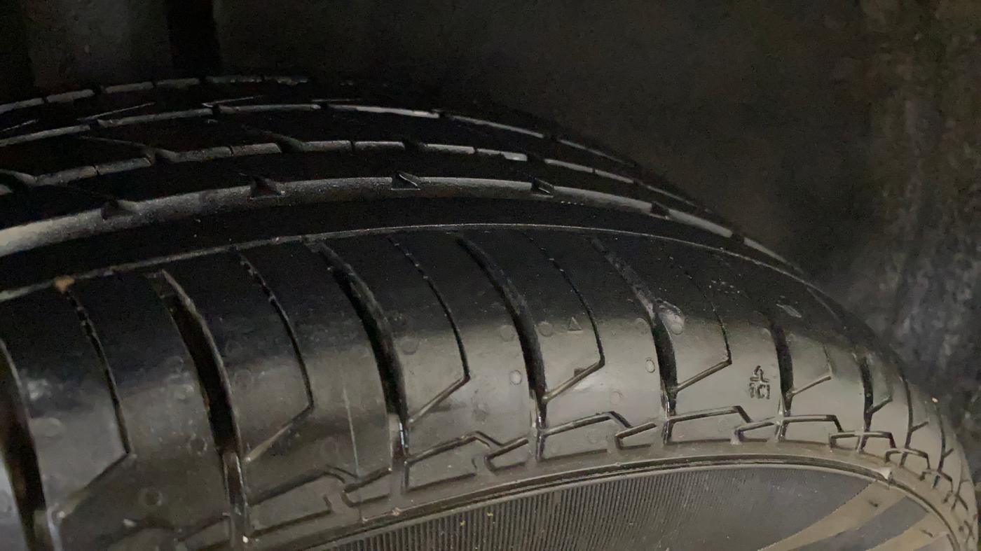 2019 Toyota Glanza V CVT, Petrol, Automatic, 82,020 km, Right Rear Tyre Tread