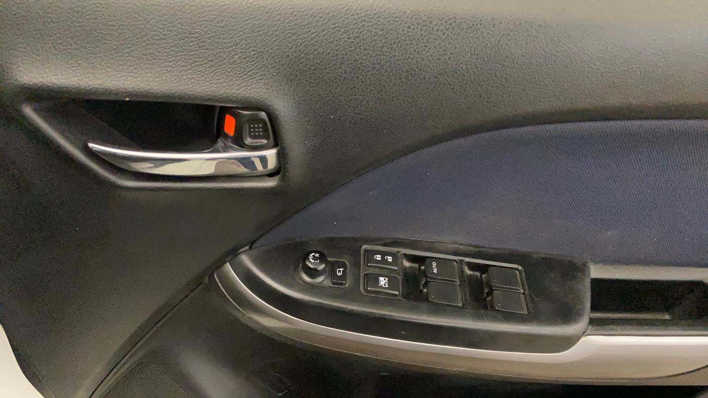 2019 Toyota Glanza V CVT, Petrol, Automatic, 82,020 km, Driver Side Door Panels Control