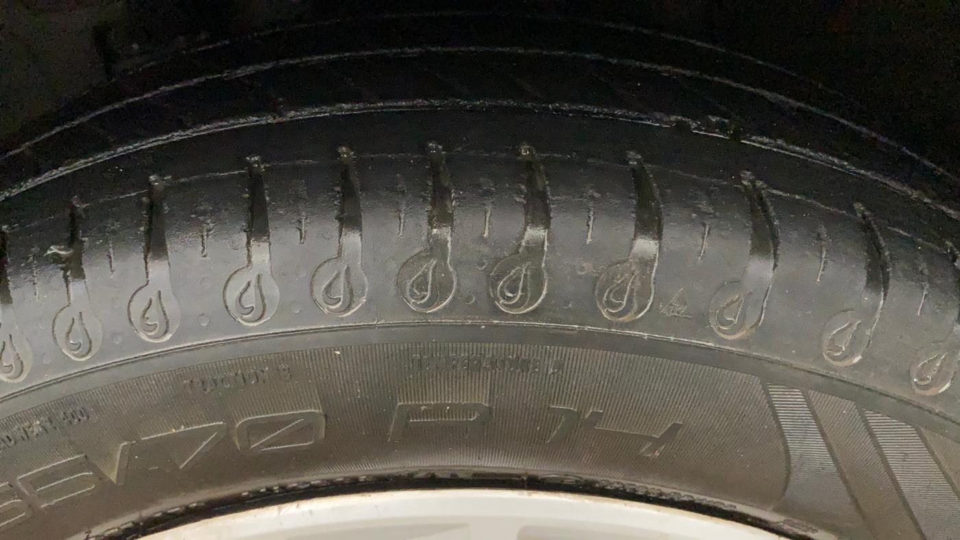 2022 Renault Kwid RXT 1.0 AMT, Petrol, Automatic, 58,069 km, Left Front Tyre Tread