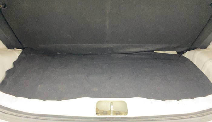 2015 Hyundai Eon ERA +, Petrol, Manual, 53,004 km, Boot Inside
