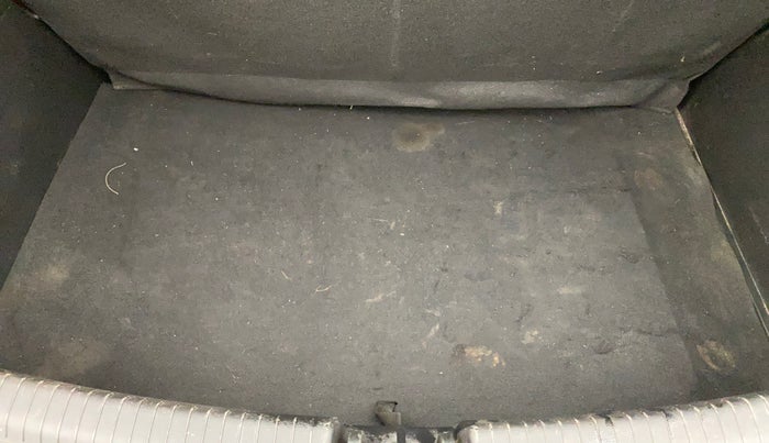 2015 Hyundai Grand i10 ASTA 1.2 KAPPA VTVT, Petrol, Manual, 1,04,601 km, Boot Inside