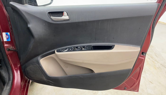 2015 Hyundai Grand i10 ASTA 1.2 KAPPA VTVT, Petrol, Manual, 1,04,601 km, Driver Side Door Panels Control