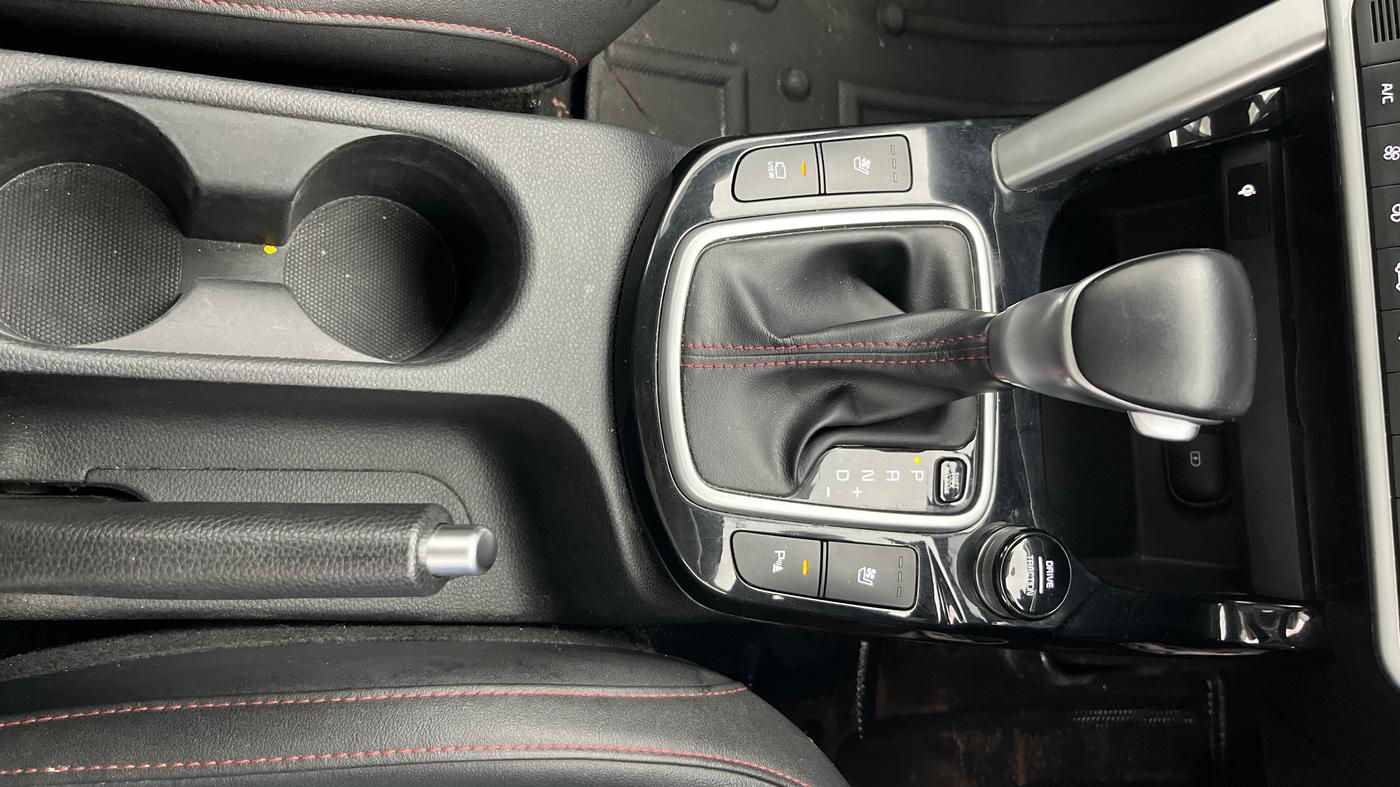 2021 KIA SELTOS GTX PLUS AT 1.5 DIESEL, Diesel, Automatic, 95,162 km, Gear Lever