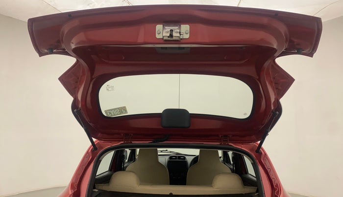 2015 Renault Kwid RXT 0.8, CNG, Manual, 53,837 km, Boot Door Open