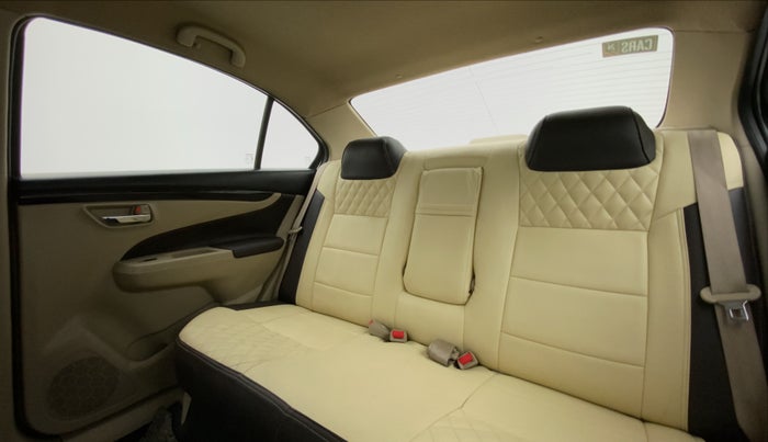 2018 Maruti Ciaz SIGMA 1.4 MT PETROL, CNG, Manual, 55,505 km, Right Side Rear Door Cabin