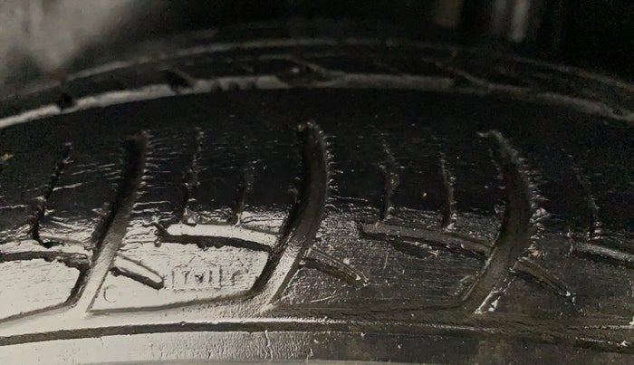 2018 Maruti Ciaz SIGMA 1.4 MT PETROL, CNG, Manual, 55,505 km, Left Rear Tyre Tread