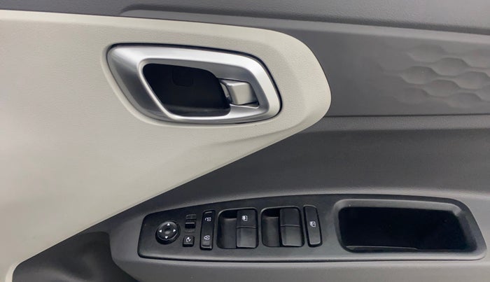 2021 Hyundai GRAND I10 NIOS SPORTZ 1.2 KAPPA VTVT, Petrol, Manual, 20,693 km, Driver Side Door Panels Control