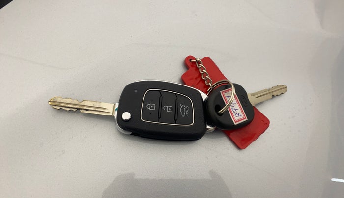 2021 Hyundai GRAND I10 NIOS SPORTZ 1.2 KAPPA VTVT, Petrol, Manual, 20,693 km, Key Close Up