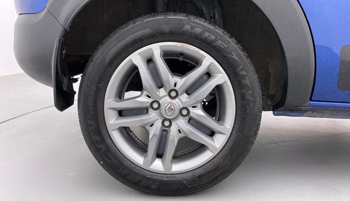 2021 Renault TRIBER RXZ AT, Petrol, Automatic, 30,521 km, Right Rear Wheel