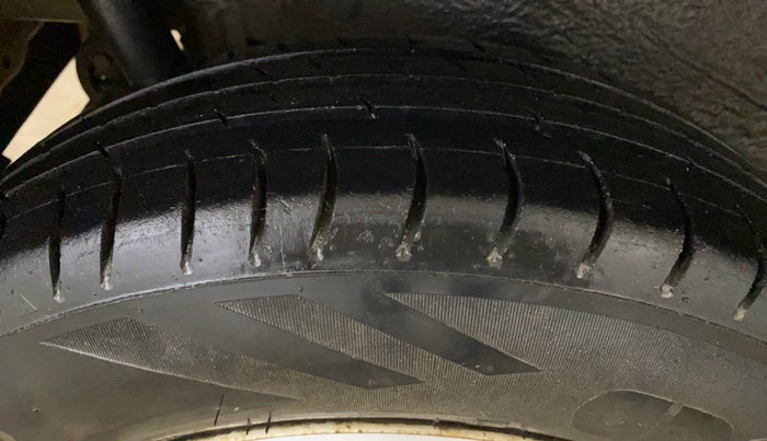 2015 Maruti Wagon R 1.0 LXI, Petrol, Manual, 39,871 km, Right Rear Tyre Tread