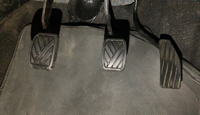 2015 Maruti Wagon R 1.0 LXI, Petrol, Manual, 39,871 km, Pedals