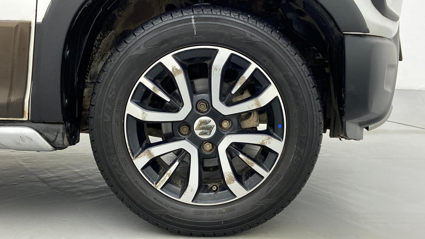 2020 Maruti S PRESSO VXI PLUS, Petrol, Manual, 19,193 km, Right Front Wheel