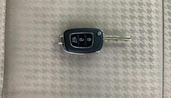 2020 Hyundai Elite i20 SPORTZ PLUS 1.2, Petrol, Manual, 91,158 km, Key Close Up
