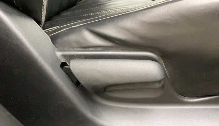 2016 Maruti Swift VDI, Diesel, Manual, 77,854 km, Driver Side Adjustment Panel