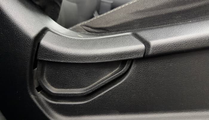 2019 Hyundai VENUE S 1.2, Petrol, Manual, 26,194 km, Driver Side Adjustment Panel