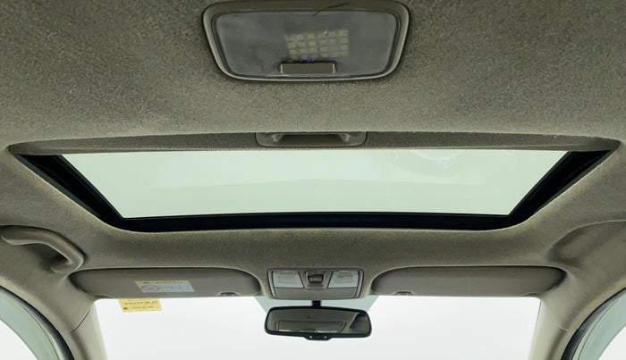 2017 Hyundai Verna 1.6 CRDI SX + AT, Diesel, Automatic, 53,838 km, Moonroof/ Sunroof