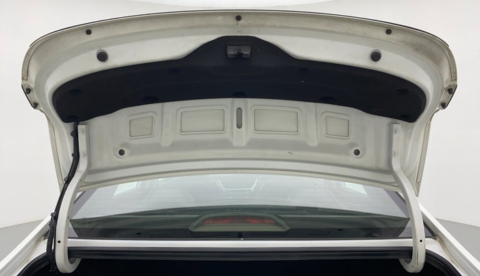 2017 Hyundai Verna 1.6 CRDI SX + AT, Diesel, Automatic, 53,838 km, Boot Door Open