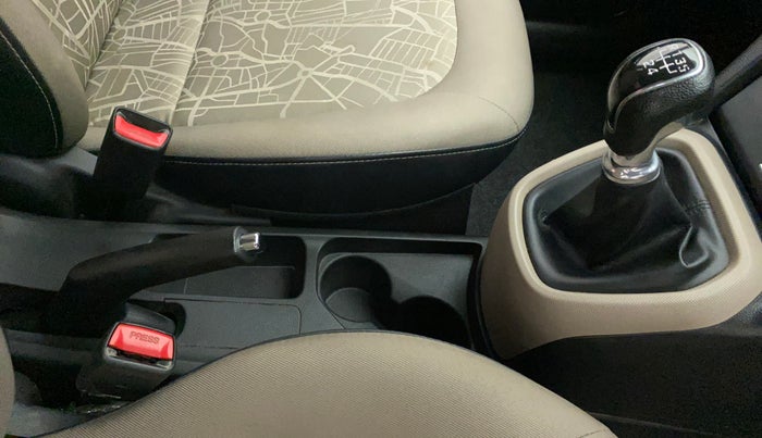 2017 Hyundai Xcent SX 1.2 CRDI, Diesel, Manual, 88,880 km, Gear Lever